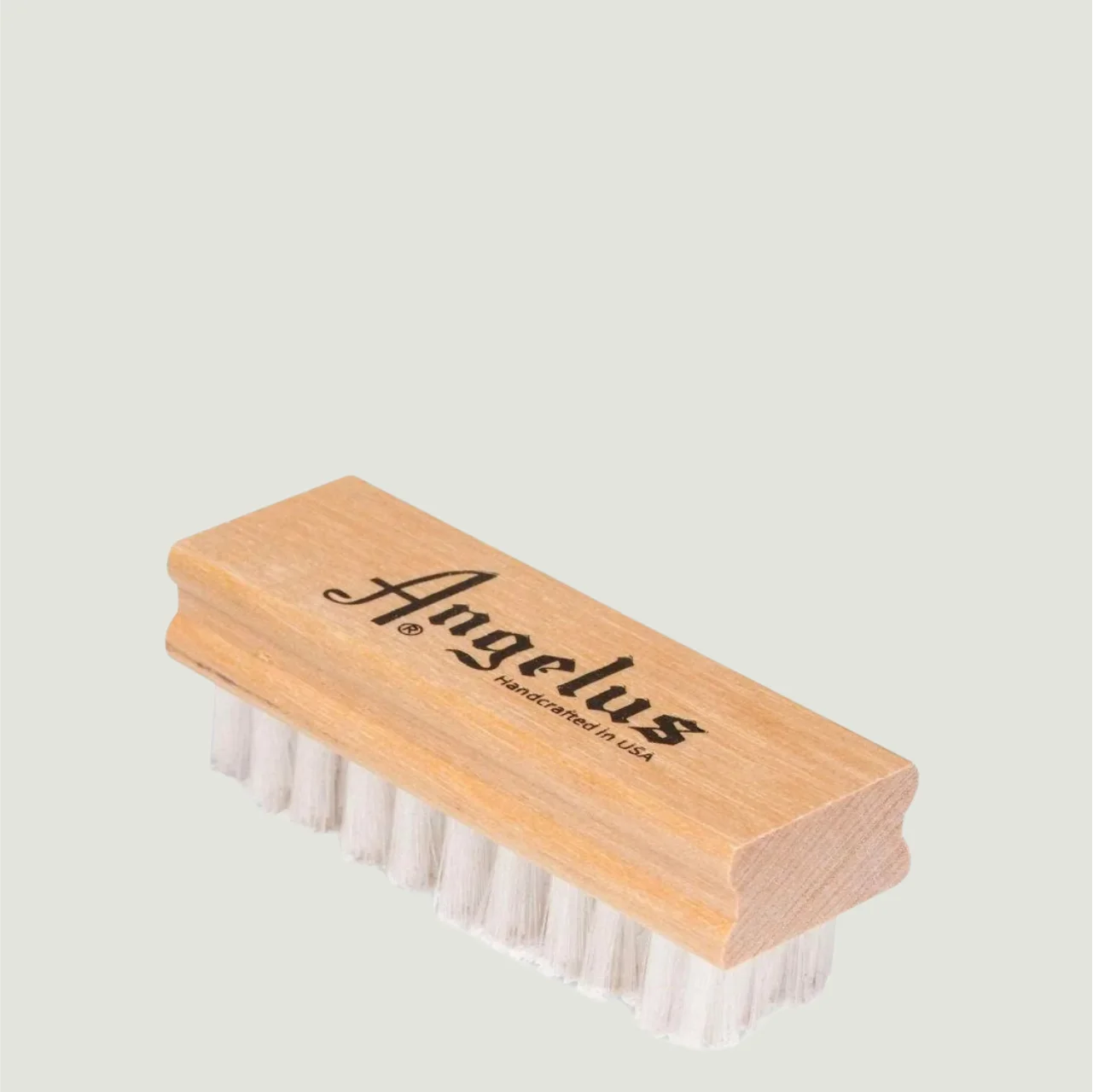 Cepillo de nylon Angelus para gamuza